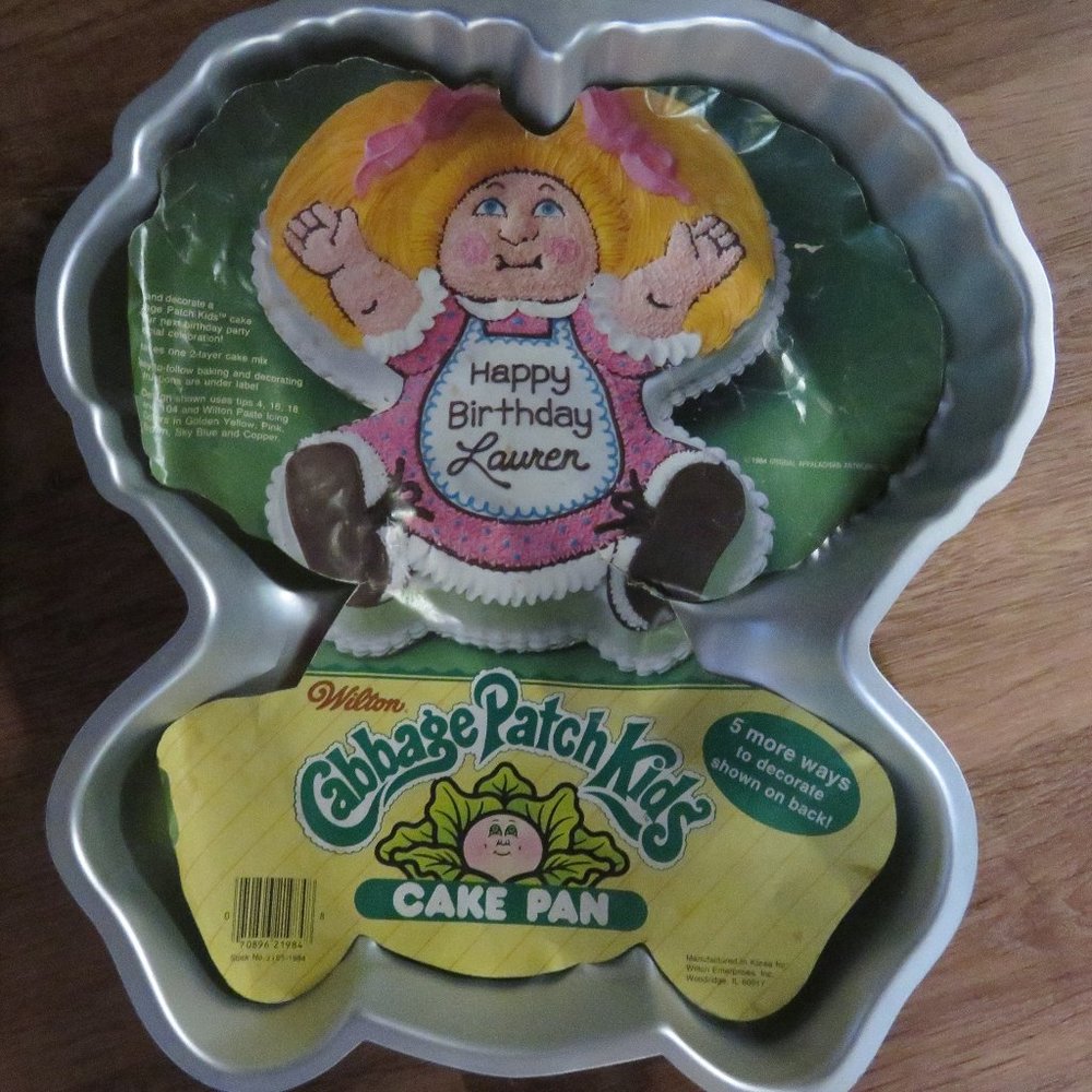 Cabbage Patch Kids Wilton Cake Pan 1984 model 2105-1984. W/ insert/instruction